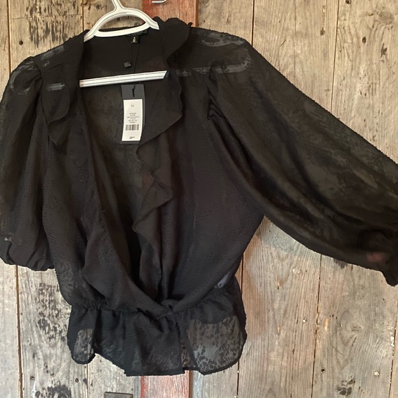 Dynamite Blouse - Picture 4 of 5